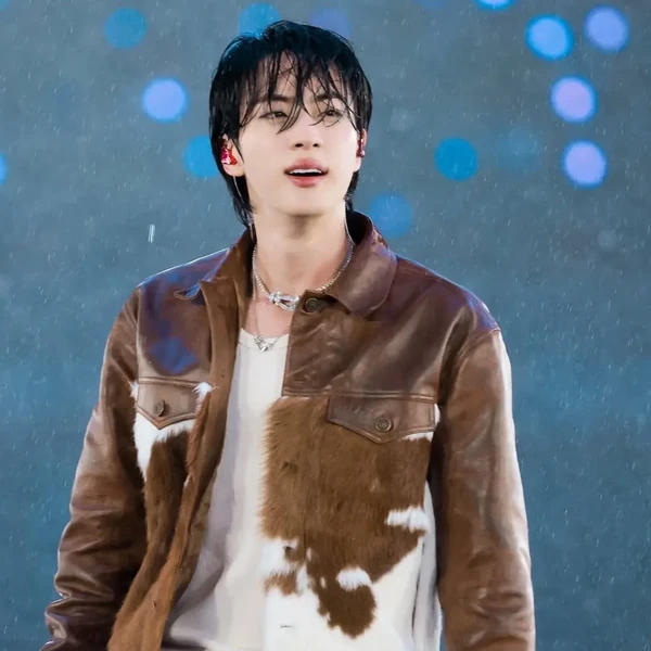 Momen Terbaik Jin (BTS) Pilihan Penggemar