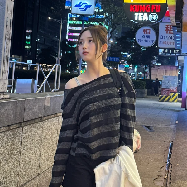 Today's Most Loved Lee JiWoo (tripleS)