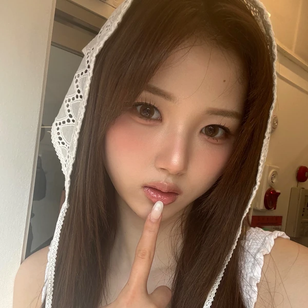 Today's Most Loved Lee JiWoo (tripleS)