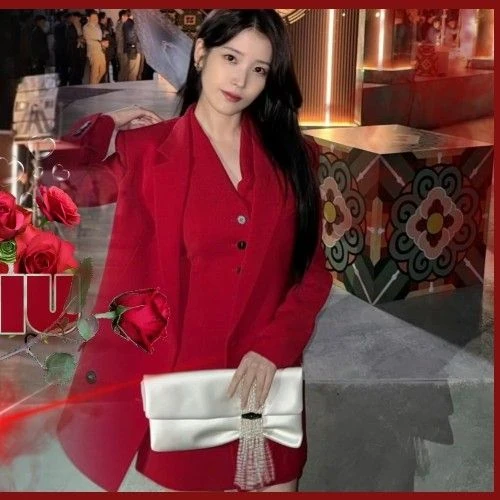 充滿粉絲愛意的IU人氣照片