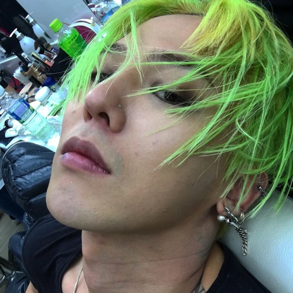 Foto Populer Penuh Cinta untuk G-DRAGON (BIGBANG)