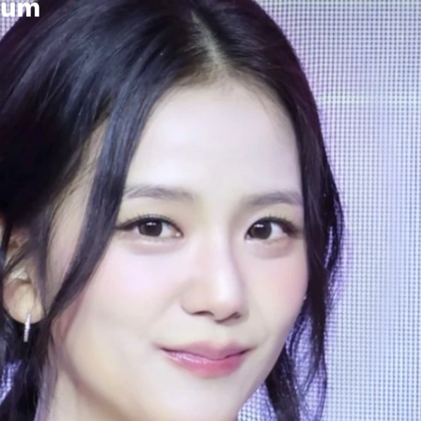 Momen Terbaik Jisoo (BLACKPINK) Pilihan Penggemar