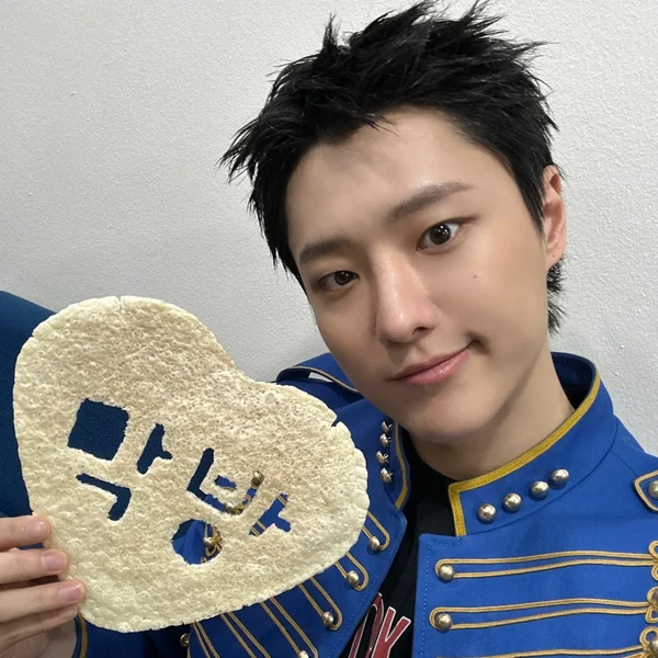 Top Photo Full of WOODZ Love