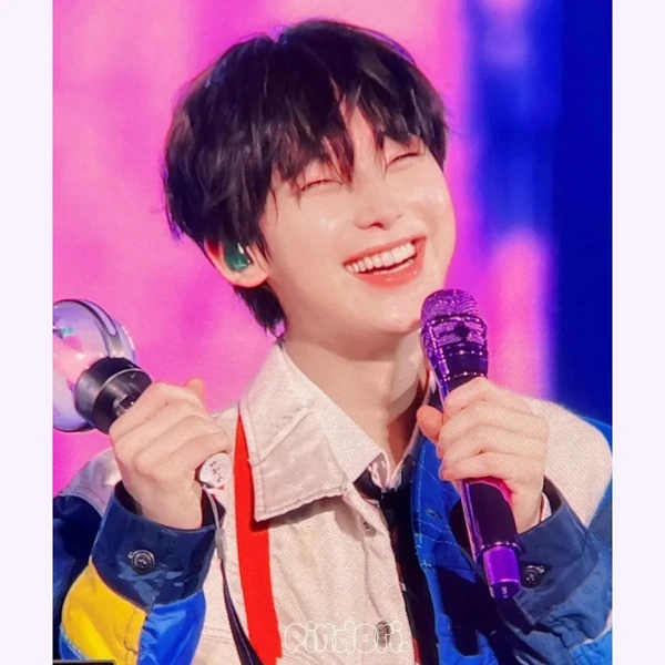 充满粉丝爱意的善禹 (ENHYPEN)人气照片