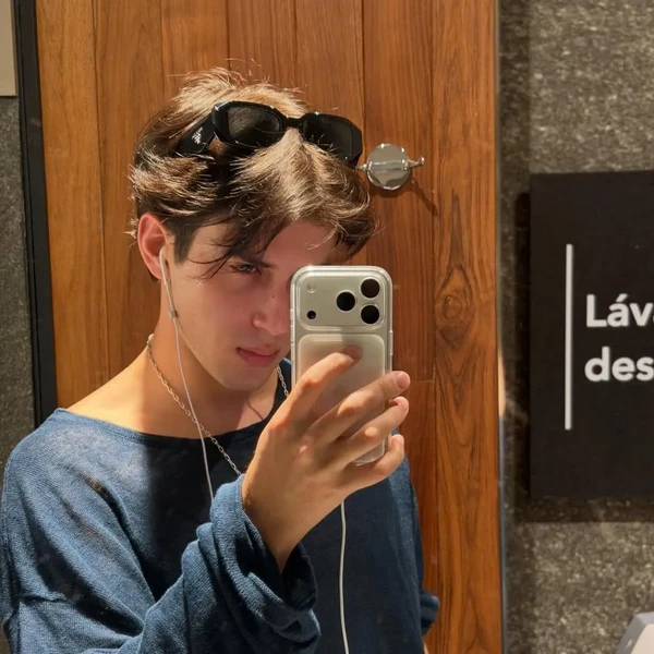 Popular profile image of Alejandro (SANTOS BRAVOS) selected by votes