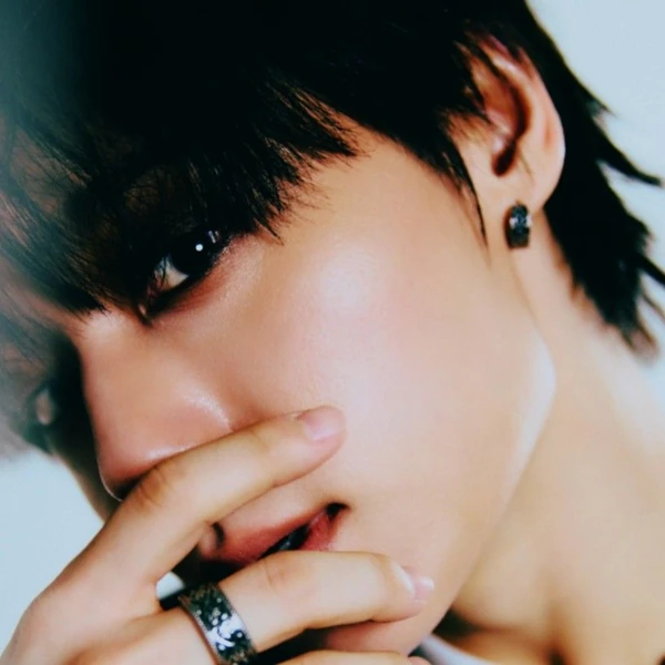 Fans' Pick: Best Moment of Hwanwoong (ONEUS)