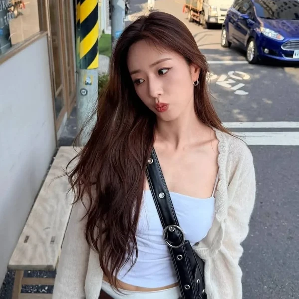 오늘 가장 사랑받은 윤보미 (에이핑크)의 모습