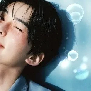 今天最受喜爱的成韩彬 (ZEROBASEONE)