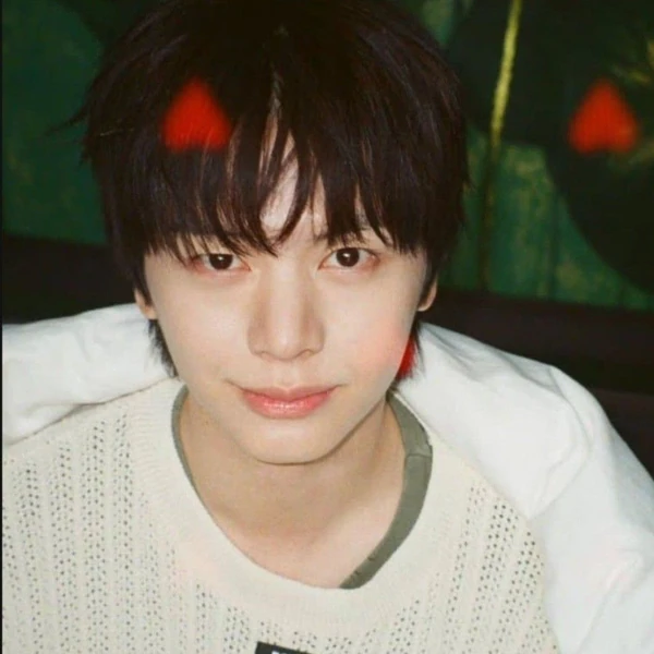 Top Photo Full of Yook Sungjae (BTOB) Love