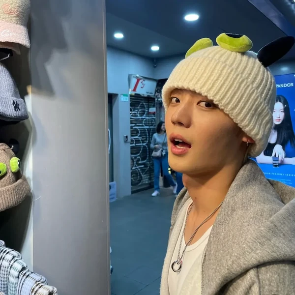 Today's Most Loved Chan (A.C.E)