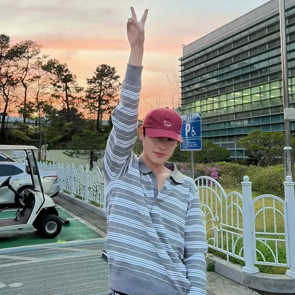 Top Photo Full of Choi Byungchan Love