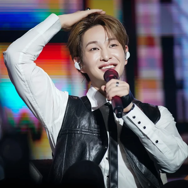 粉絲票選的溫流 (SHINee)最佳瞬間