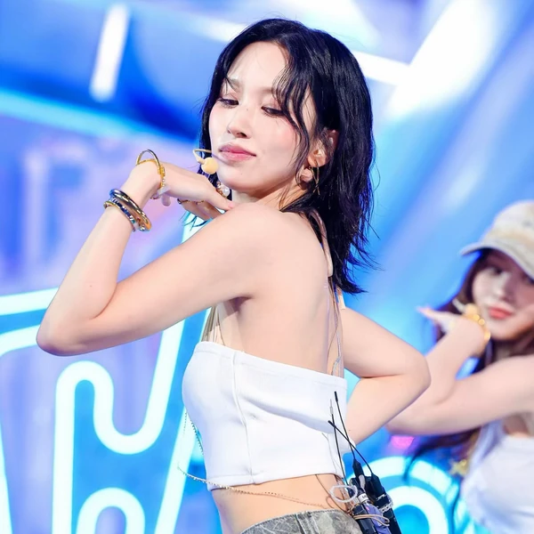 充满粉丝爱意的Mina (TWICE)人气照片