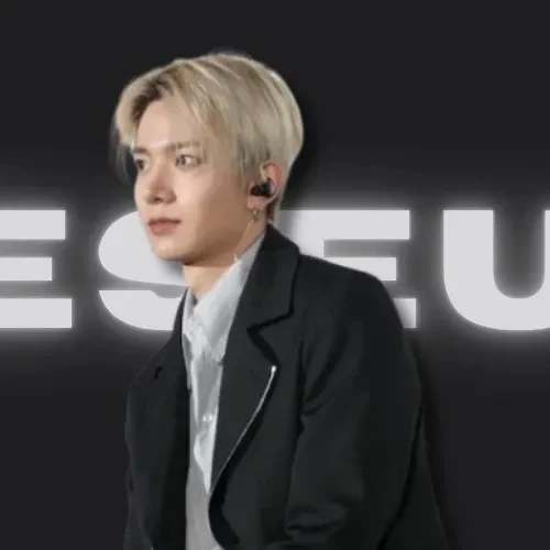 Foto Populer Penuh Cinta untuk Heeseung