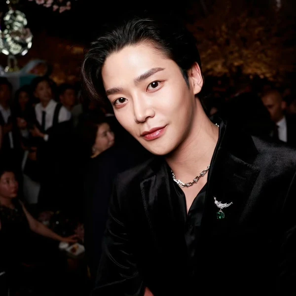 오늘 가장 사랑받은 로운의 모습