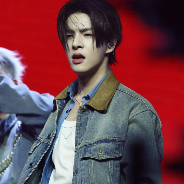 Popular profile picture of Jake (ENHYPEN) loved by fans