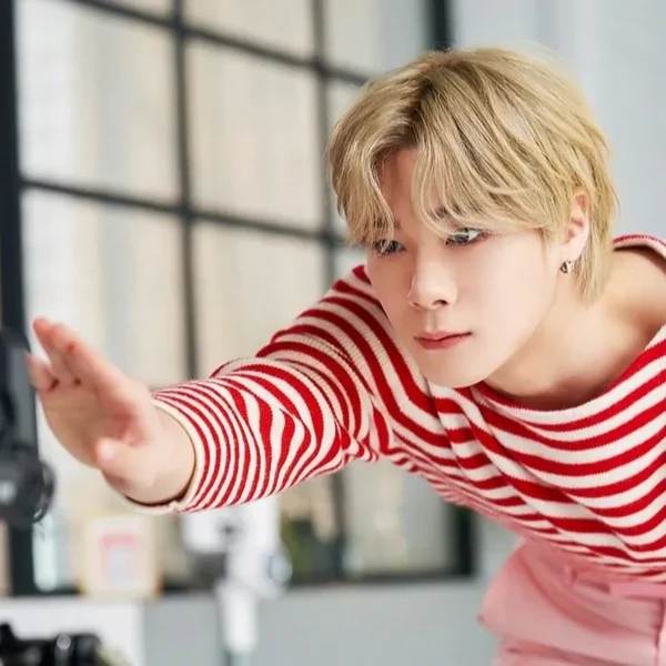 Top Photo Full of Moonbin (ASTRO) Love