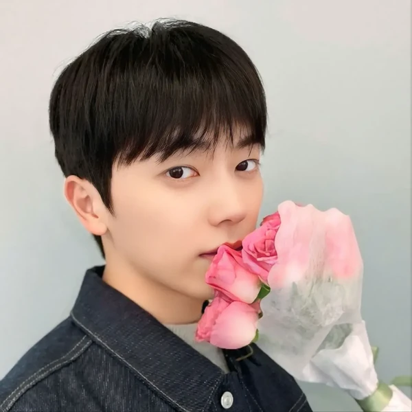 Top Photo Full of Minkyun (ONF) Love