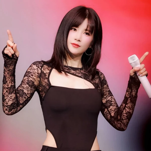 Best moment chosen by Park Chorong (Apink) fandom