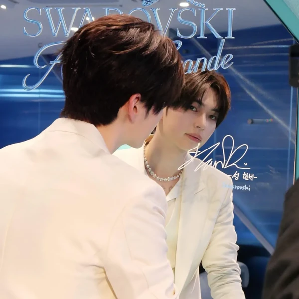 성한빈 (제로베이스원)의 커뮤니티에서 가장 인기있는 배너 게시글