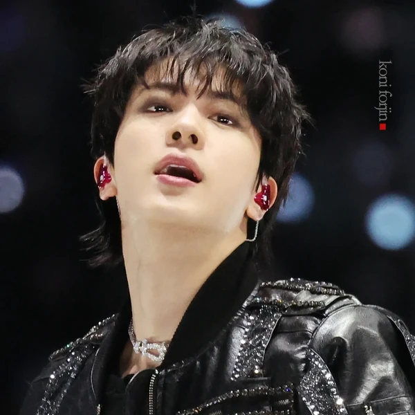 Momen Terbaik Jin (BTS) Pilihan Penggemar