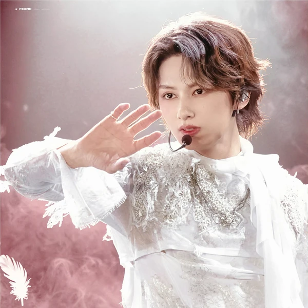 Top Photo Full of Jun (SEVENTEEN) Love