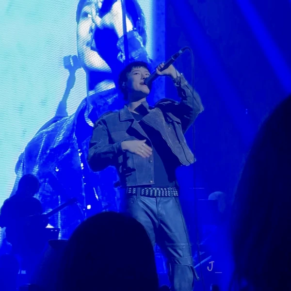 Today's Most Loved WOODZ