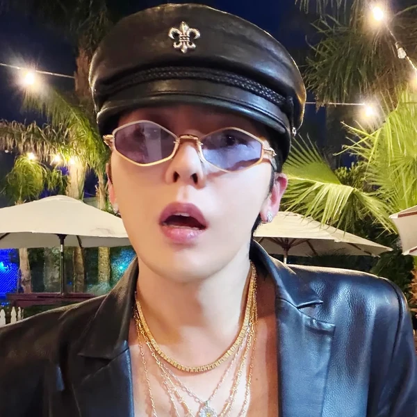 Today's Most Loved G-DRAGON (BIGBANG)