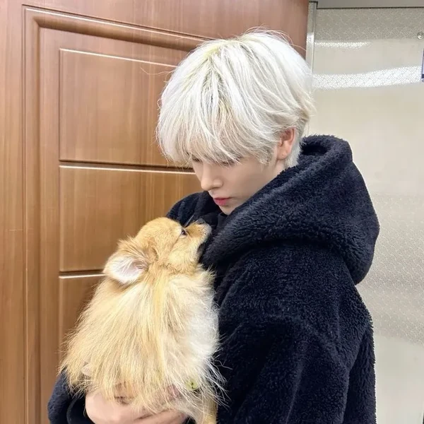 Today's Most Loved CRAVITY