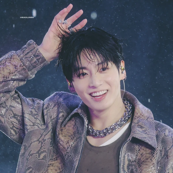 Top Photo Full of Jungkook (BTS) Love