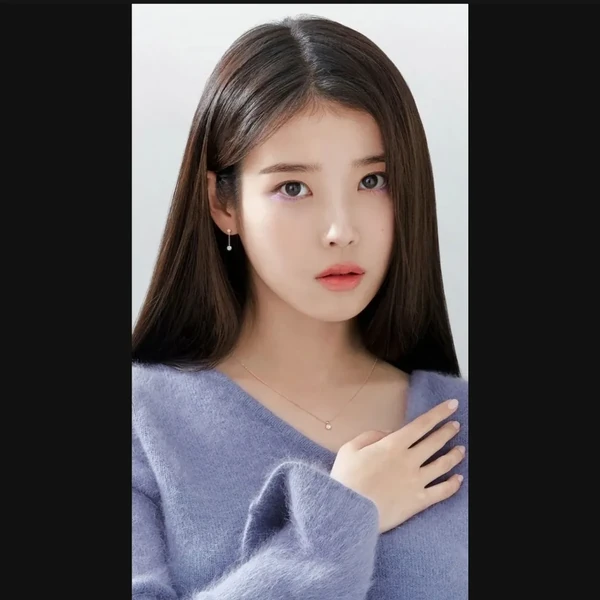 오늘 가장 사랑받은 아이유의 모습