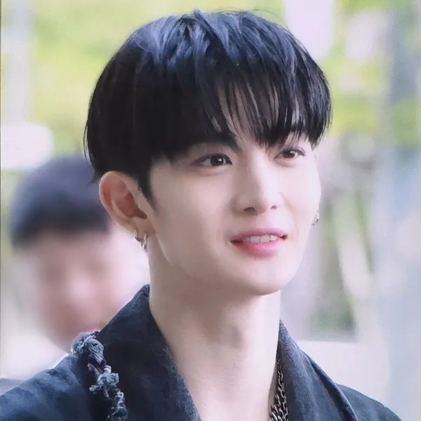 Today's Most Loved Bae Jinyoung