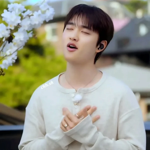 Momen Terbaik D.O. (EXO) Pilihan Penggemar