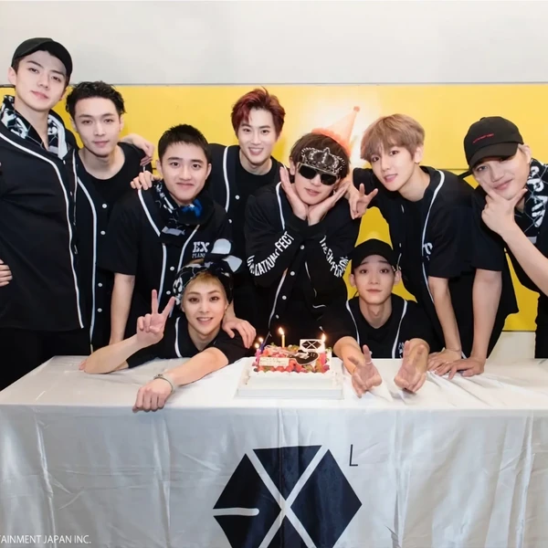 EXO 팬심 가득한 인기 사진