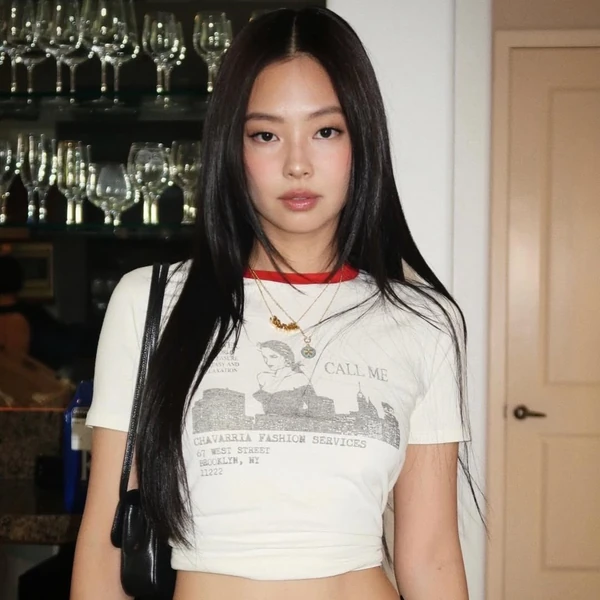 오늘 가장 사랑받은 제니 (BLACKPINK)의 모습