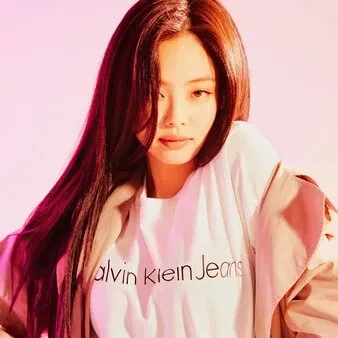 제니 (BLACKPINK) 팬심 가득한 인기 사진