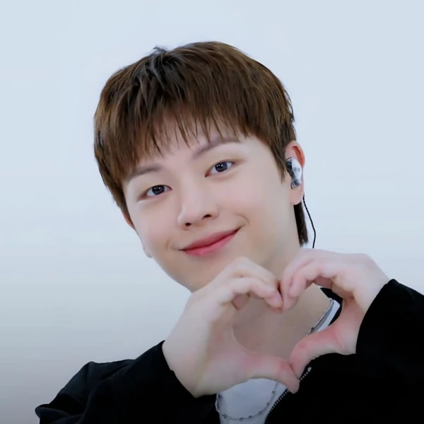 充滿粉絲愛意的陸星材 (BTOB)人氣照片