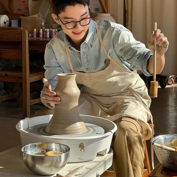 Today's Most Loved Q (THE BOYZ)