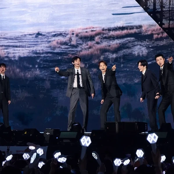 Penampilan EXO yang Paling Dicintai Hari Ini