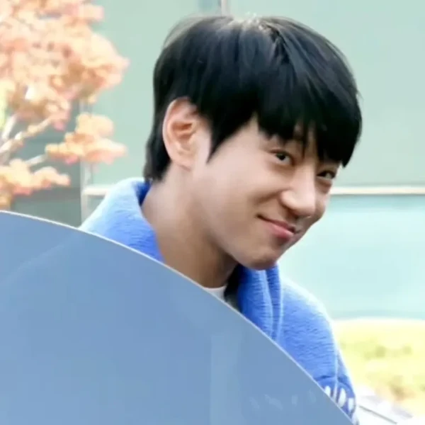 Today's Most Loved Hwang Chiyeol