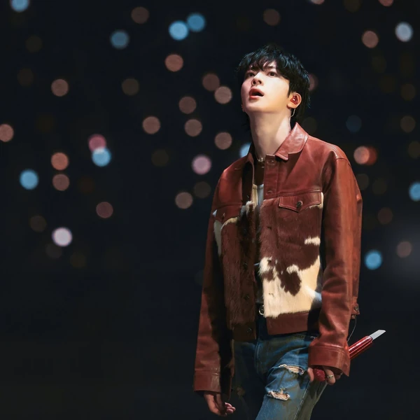 Momen Terbaik Jin (BTS) Pilihan Penggemar