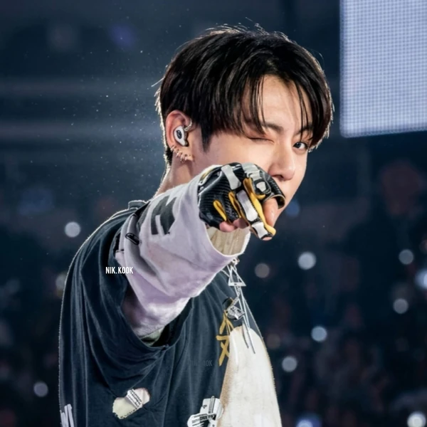 充滿粉絲愛意的柾國 (防彈少年團)人氣照片