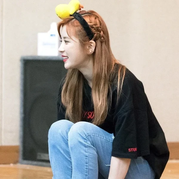 充满粉丝爱意的朴初珑 (Apink)人气照片
