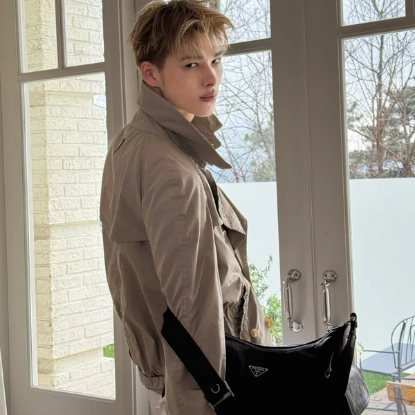 粉丝制作的NI-KI (ENHYPEN)第一名横幅帖子