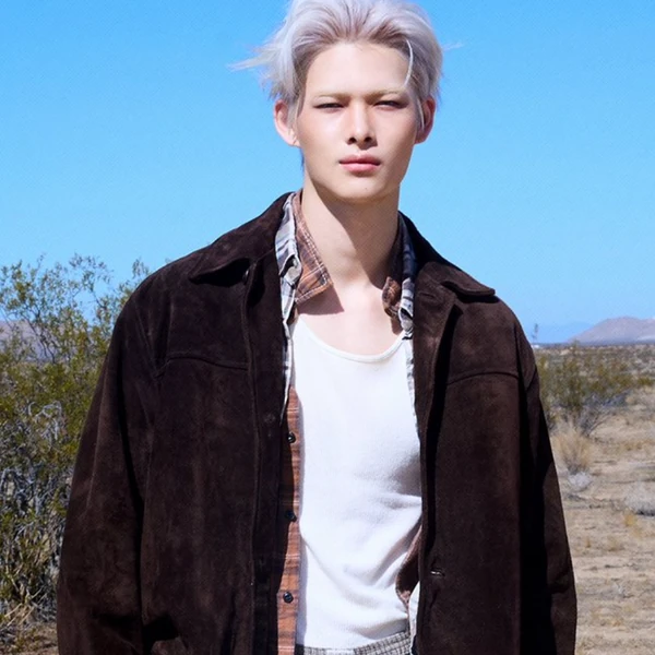 粉絲製作的NI-KI (ENHYPEN)第一名橫幅貼文