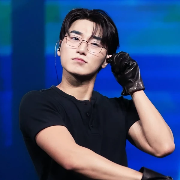 Shining profile picture of 崔傘 (ATEEZ) on today's Choeaedol