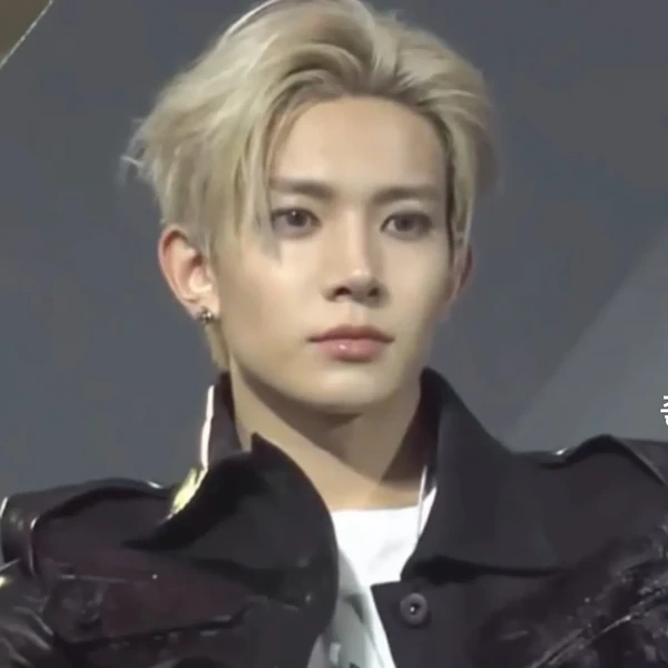 Penampilan Evan yang Paling Dicintai Hari Ini