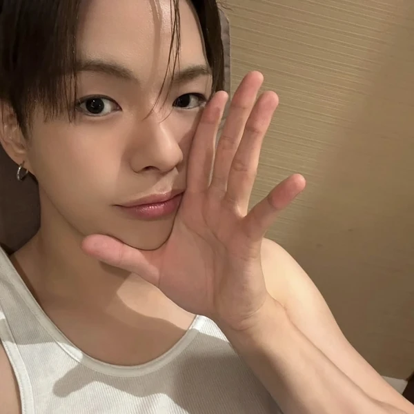 Top Photo Full of Yoon Jaehyuk (TREASURE) Love