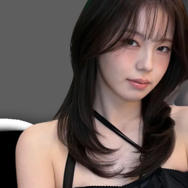 Shining profile picture of Ayaka (NiziU) on today's Choeaedol
