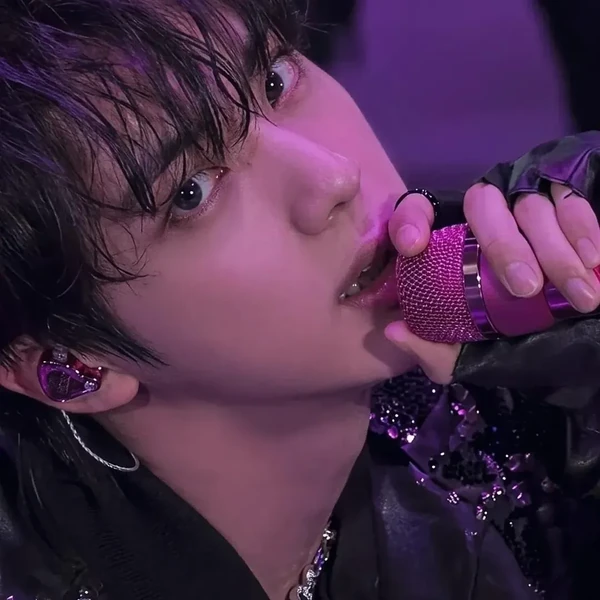 팬들이 뽑은 진 (방탄소년단) 최고의 순간